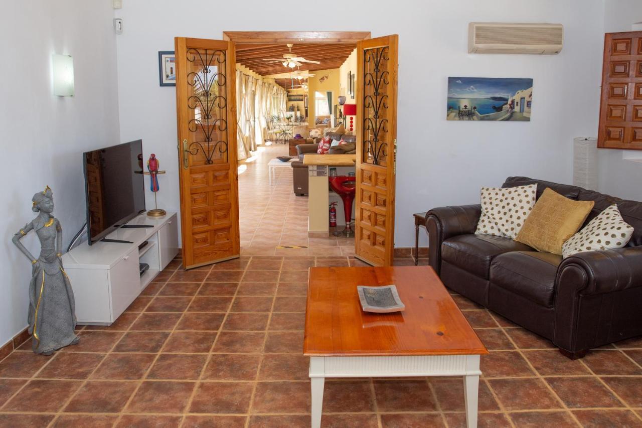 Villa Mariana Almería Buitenkant foto