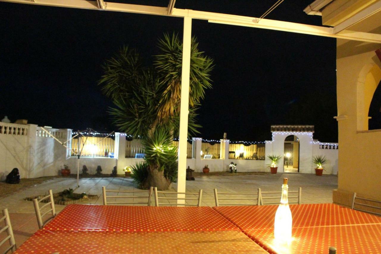 Villa Mariana Almería Buitenkant foto